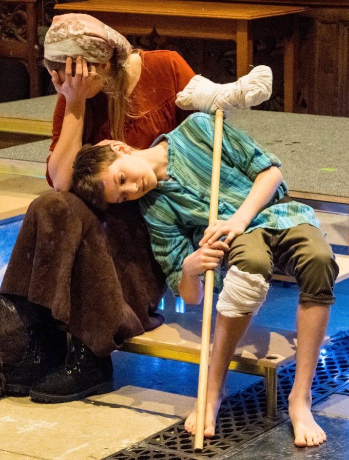 Amahl and his Mother are exhausted by their troubles